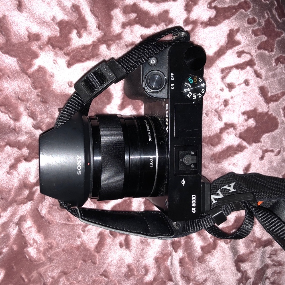 Sony Camera - Picture 4 of 4